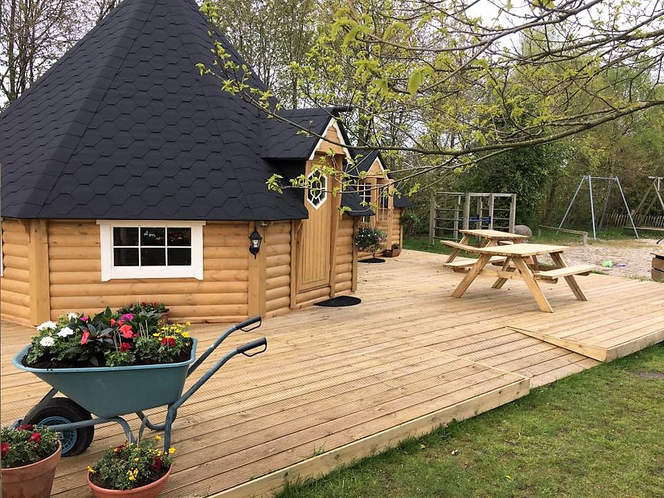 Grill Cabin 25.0 m² with 2.5 m Extension