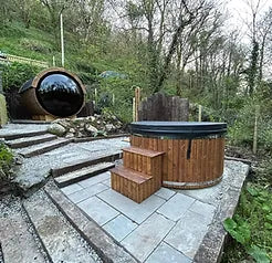 Thermo wood hot tub