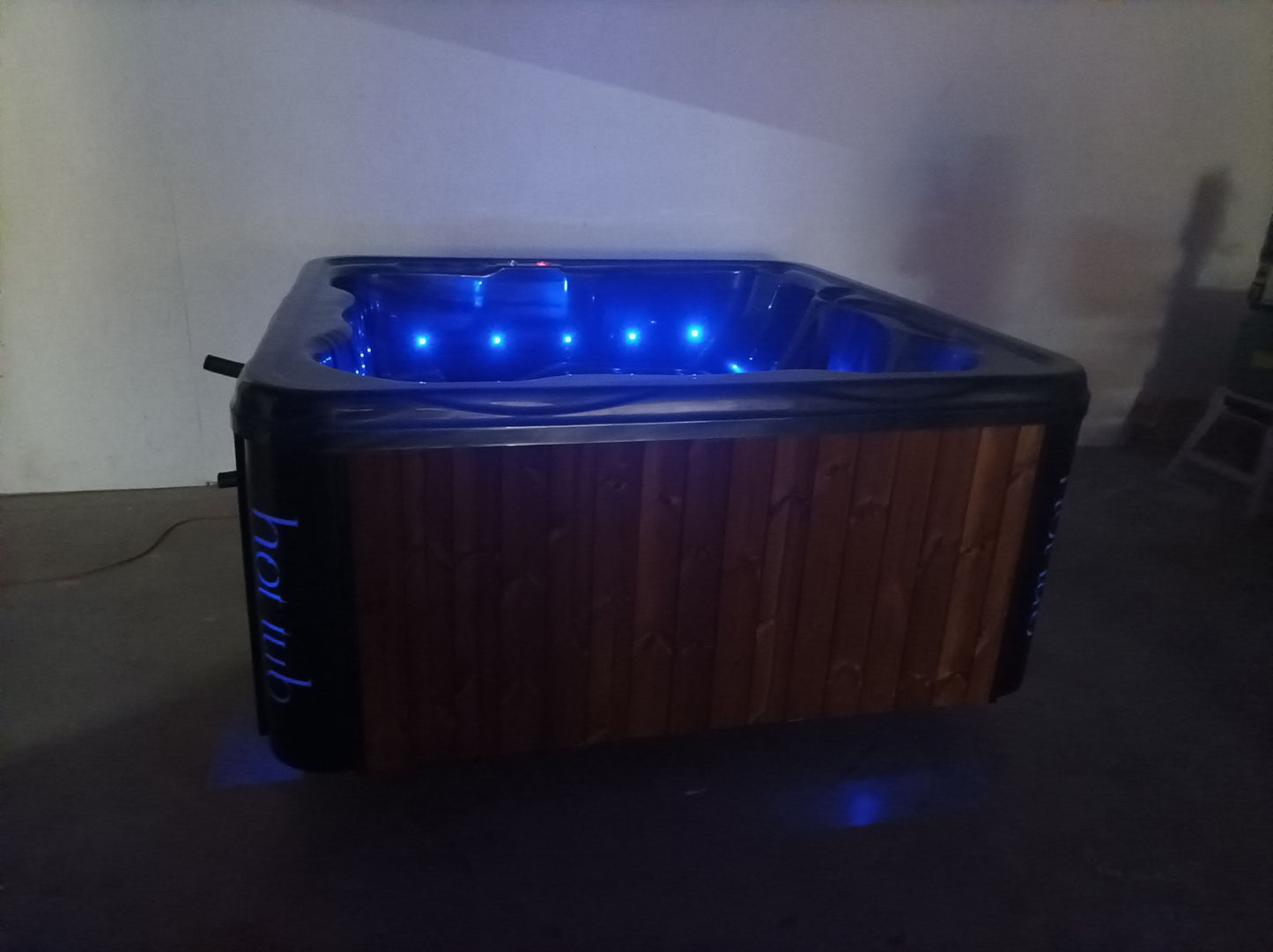 Hot Tubs & Spas