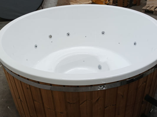 Round Shape Hot Tubs