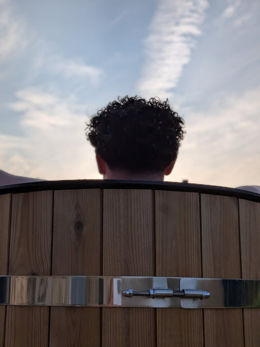 Barrel Ice Bath Bolt - On