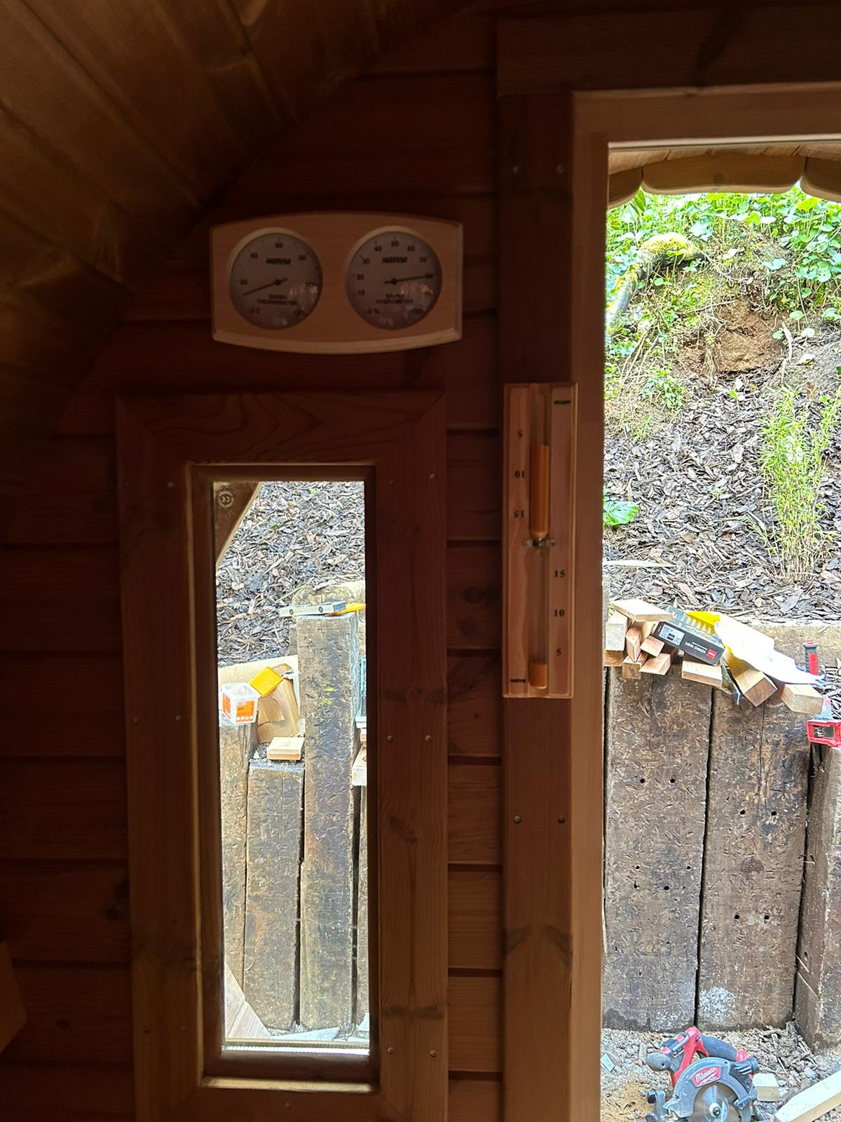 2.7m Panoramic Globe Barrel Sauna With Porch