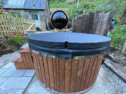 Barrel Hot Tub with water jets, massage jets & LED Lighting